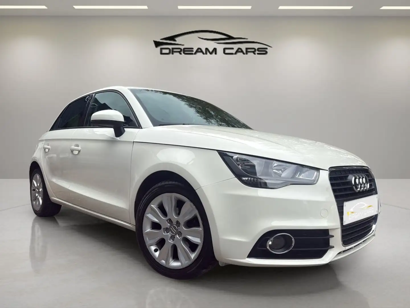 Audi A1 Sportback 1.6TDI Ambition S-Tronic Blanco - 2