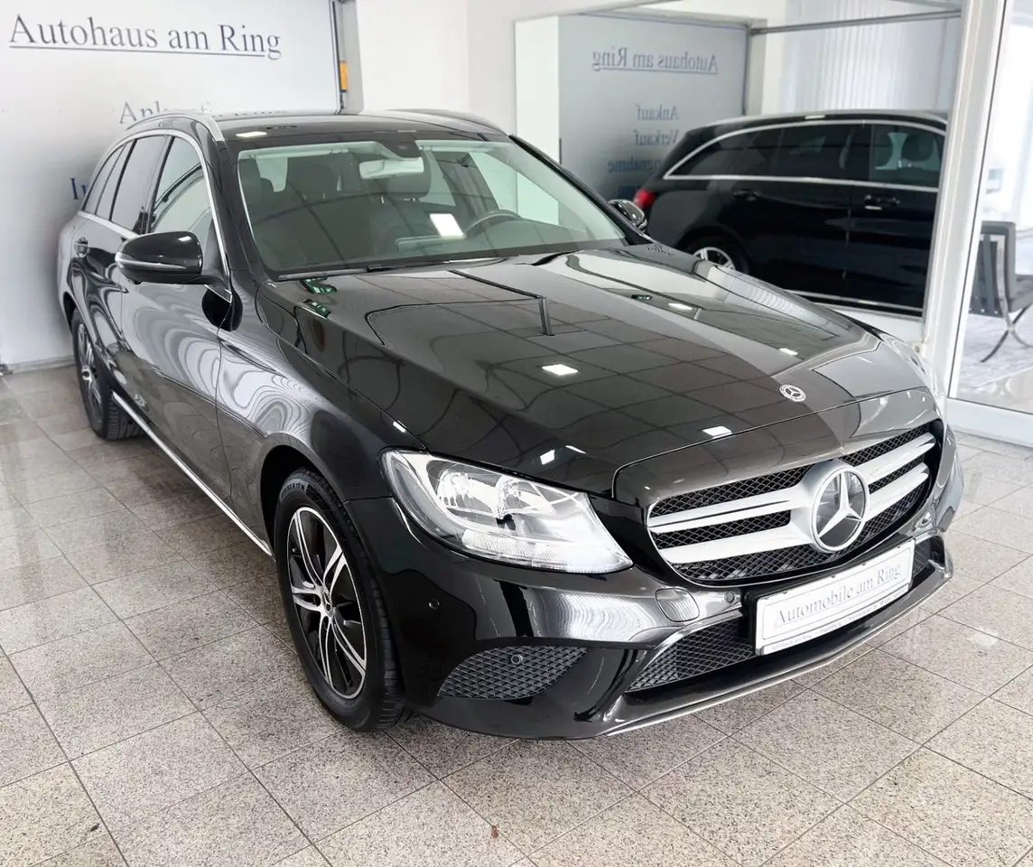 Mercedes-Benz C 220