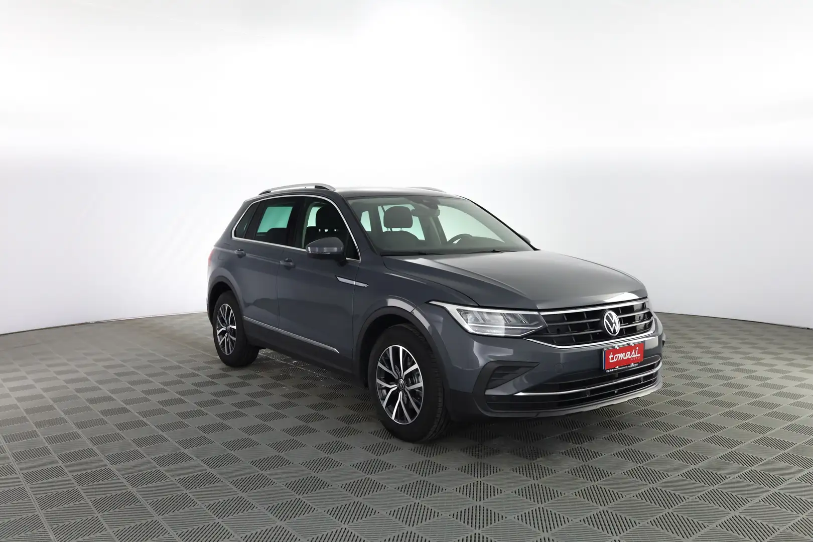 Volkswagen Tiguan Tiguan 2.0 TDI 150 CV SCR DSG Life Grau - 2