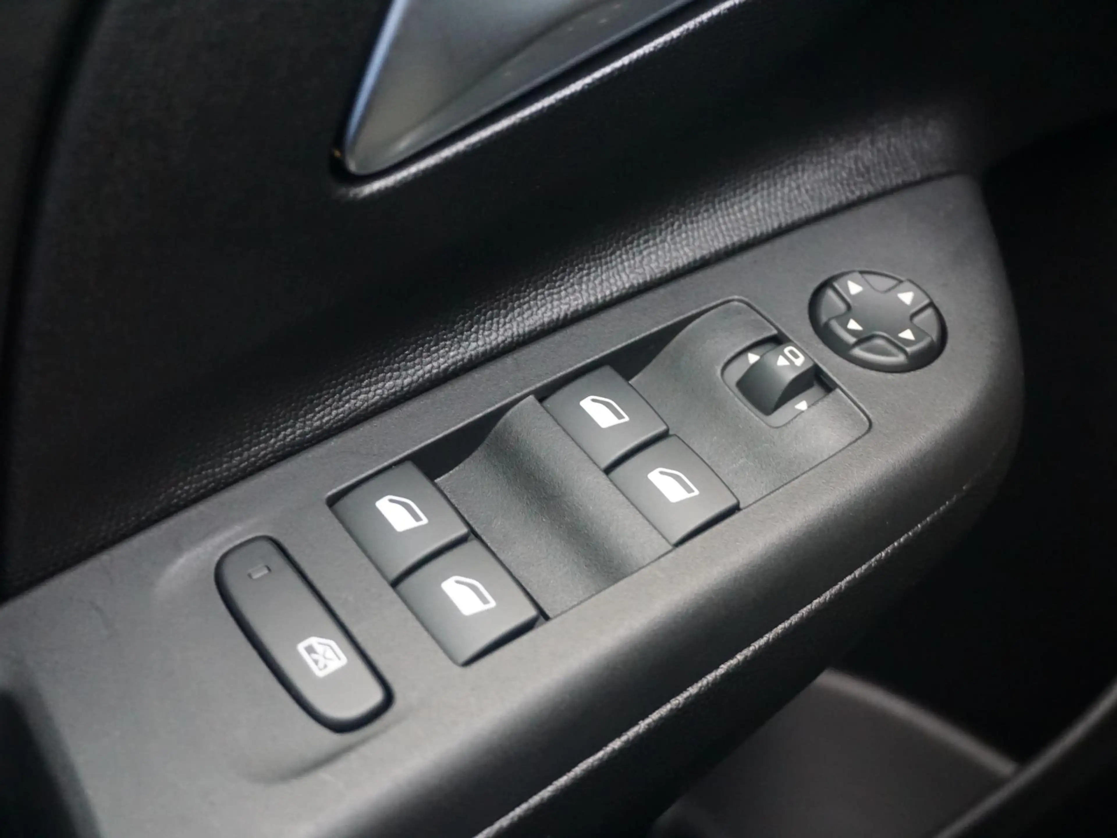 Opel Corsa-e Electric Long Range Business Edition 51 kWh Warmte — photo 13