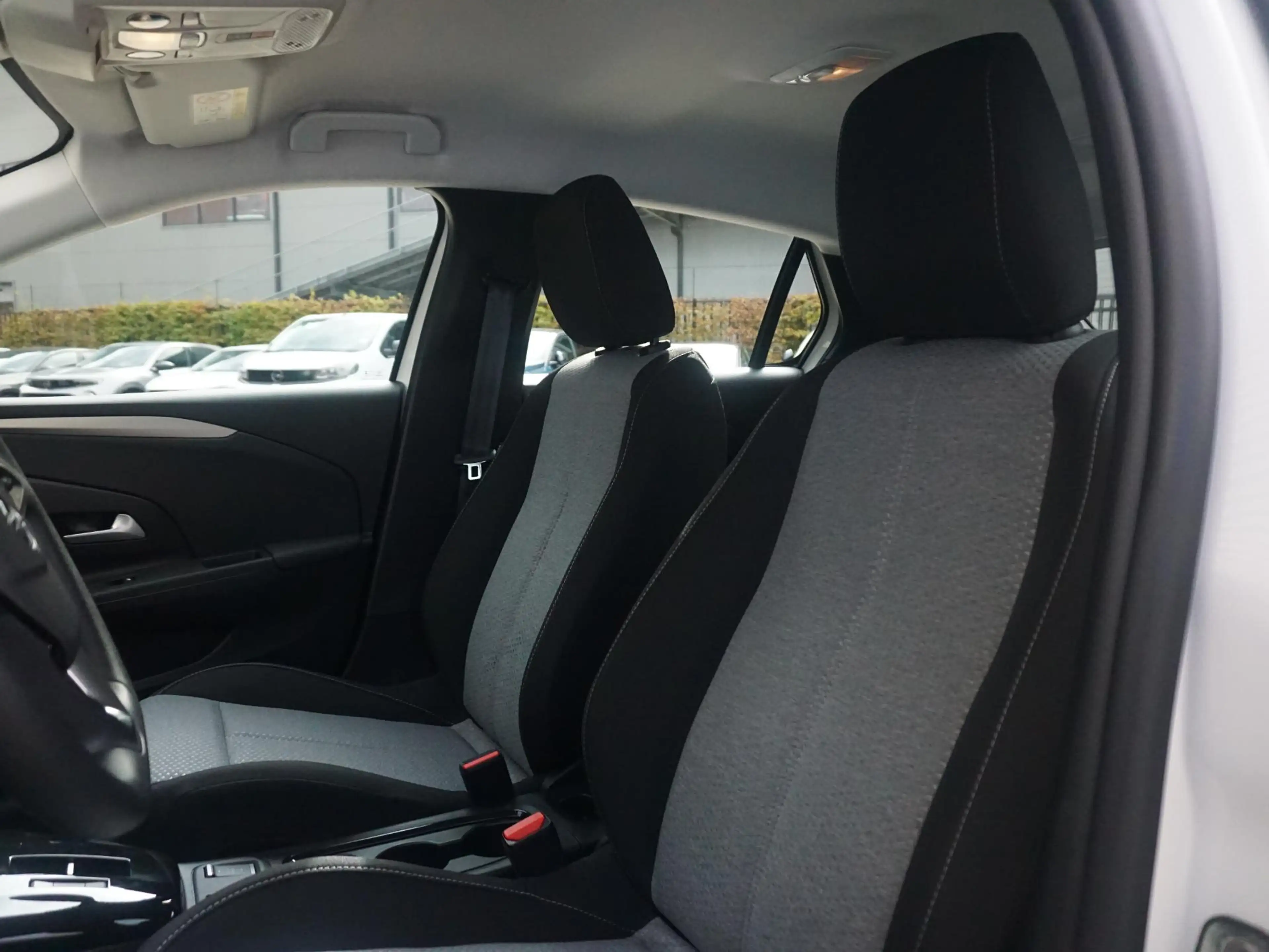 Opel Corsa-e Electric Long Range Business Edition 51 kWh Warmte — photo 9