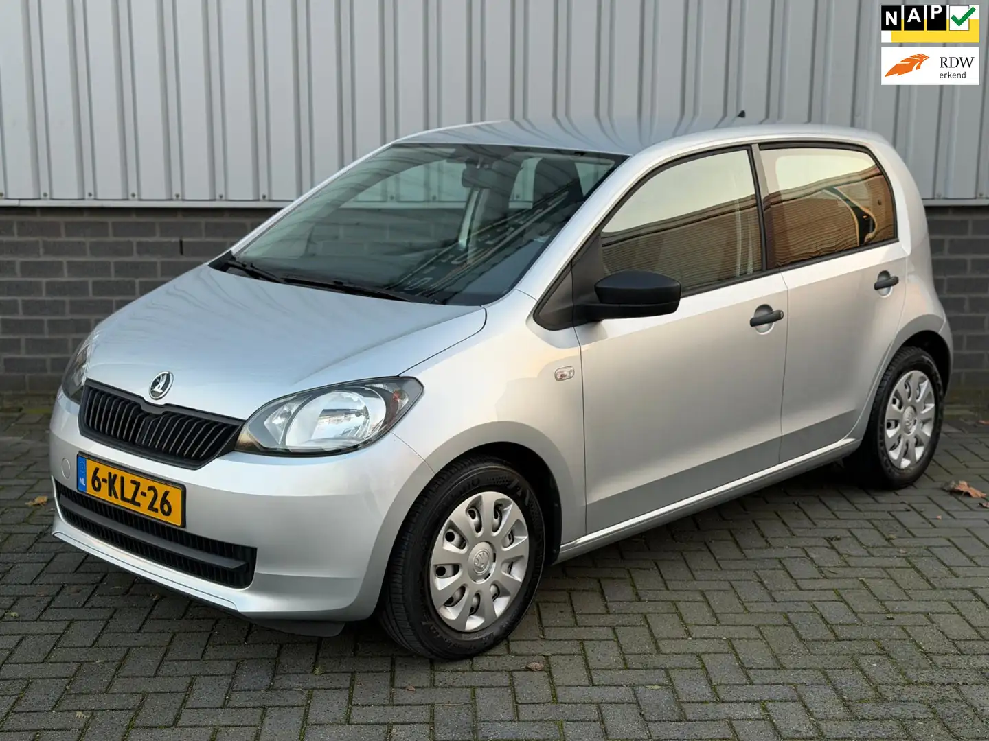 Skoda Citigo 1.0 Greentech Arctic |5 Deurs|Airco|NAP|Elec.Ramen Gris - 1