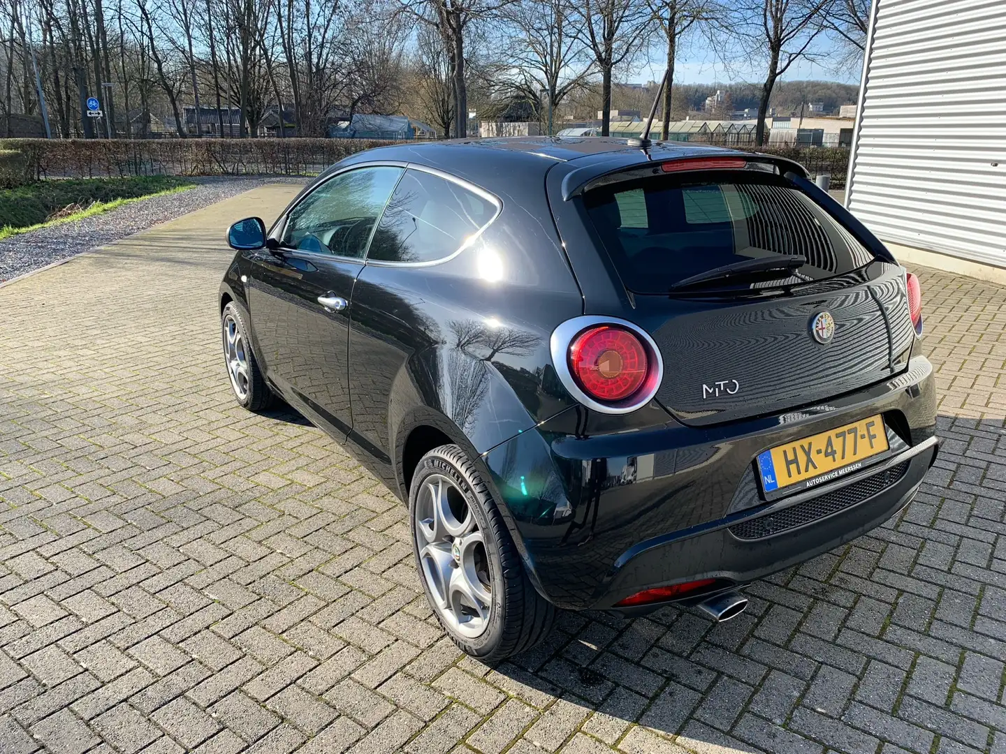 Alfa Romeo MiTo 0.9 T. Air Racer Černá - 2