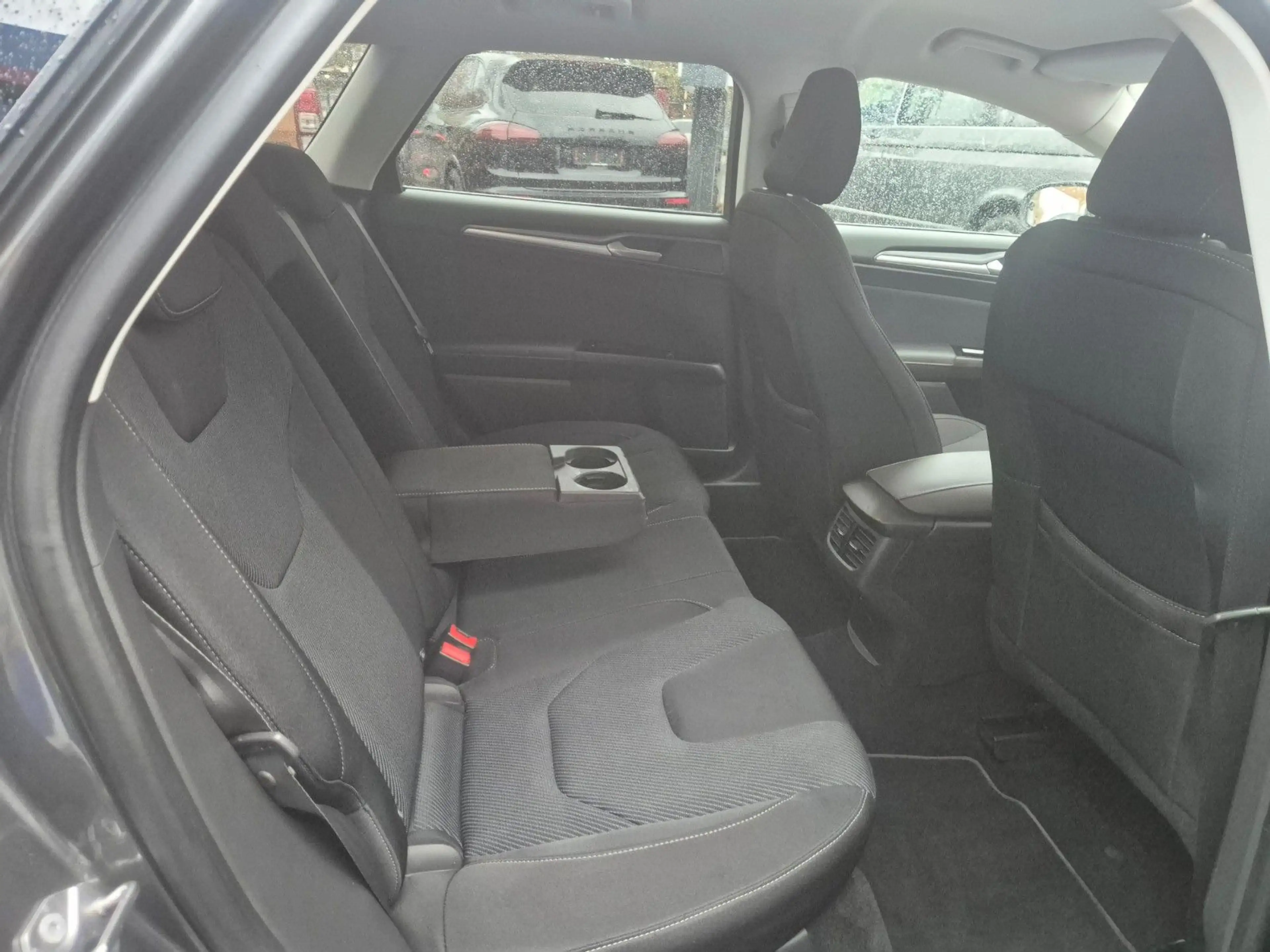 Ford Mondeo Turnier Titanium — photo 10