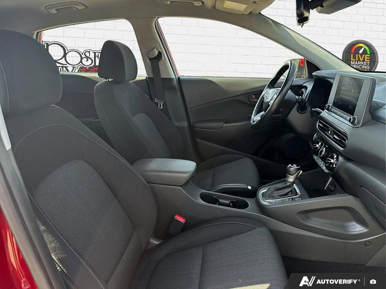 Hyundai KONA снимка Hyundai KONA