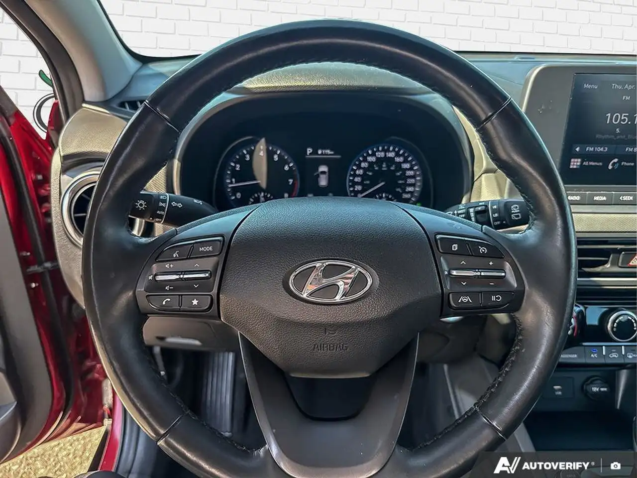 Hyundai KONA снимка Hyundai KONA
