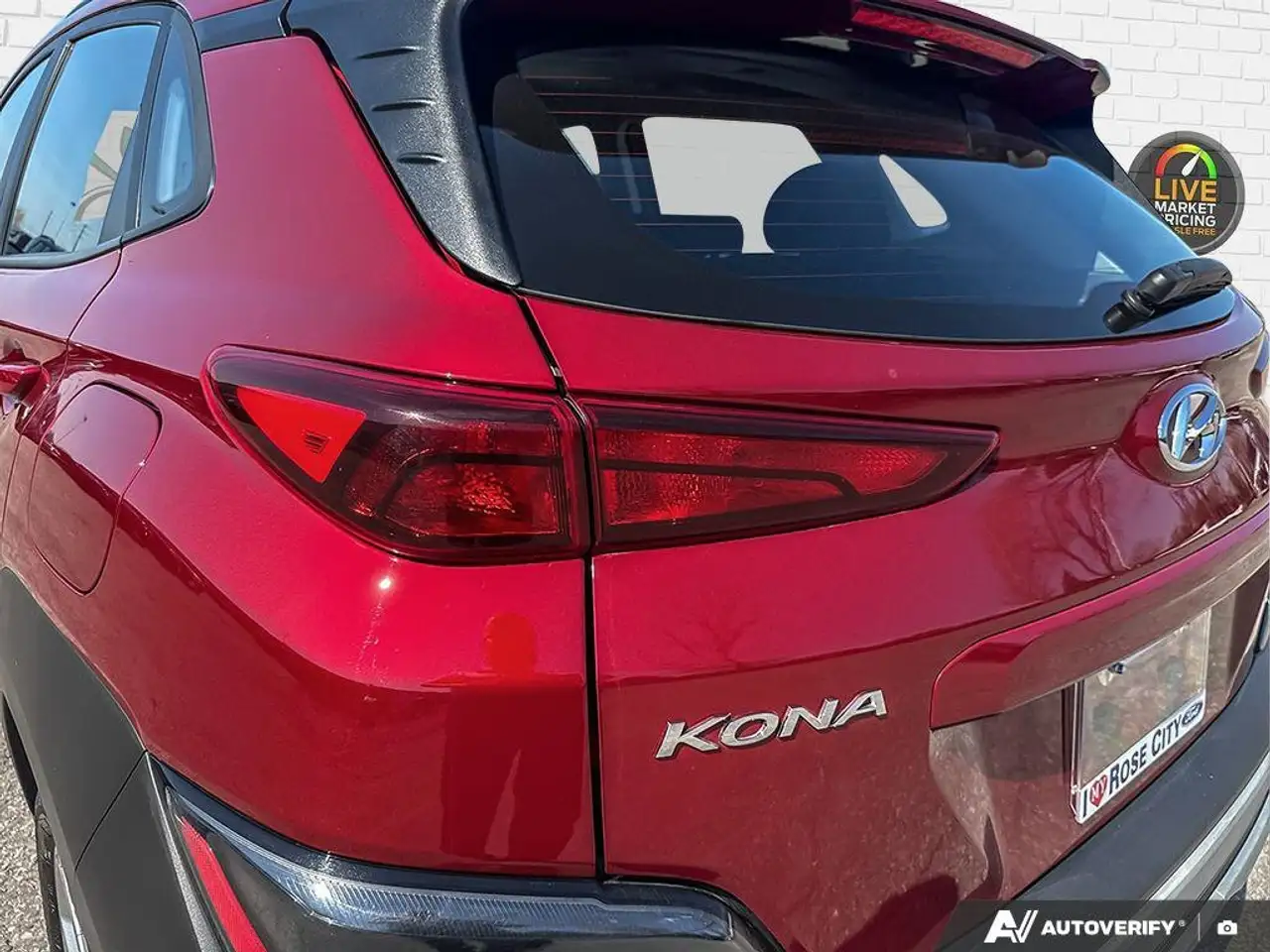 Hyundai KONA снимка Hyundai KONA