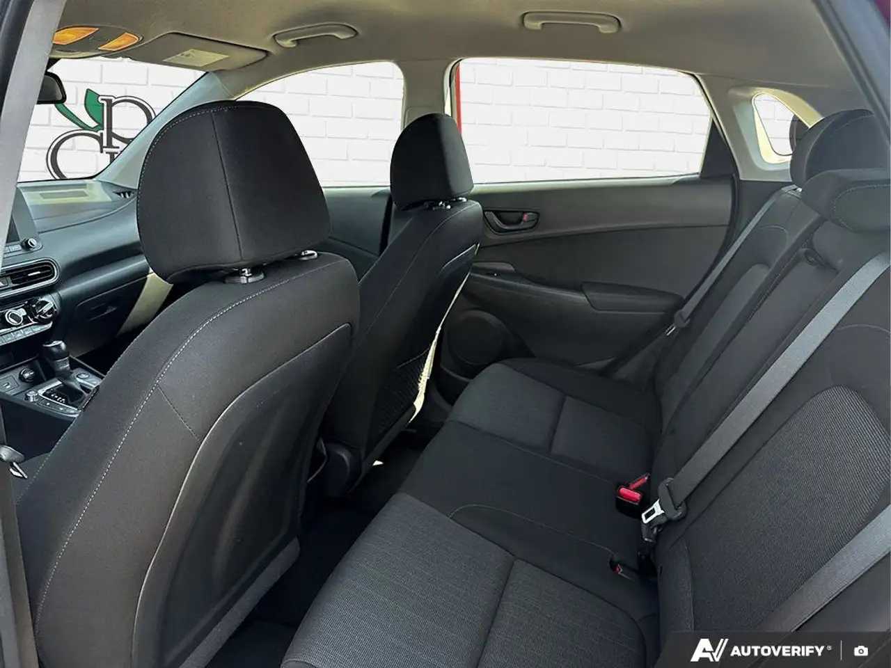 Hyundai KONA снимка Hyundai KONA