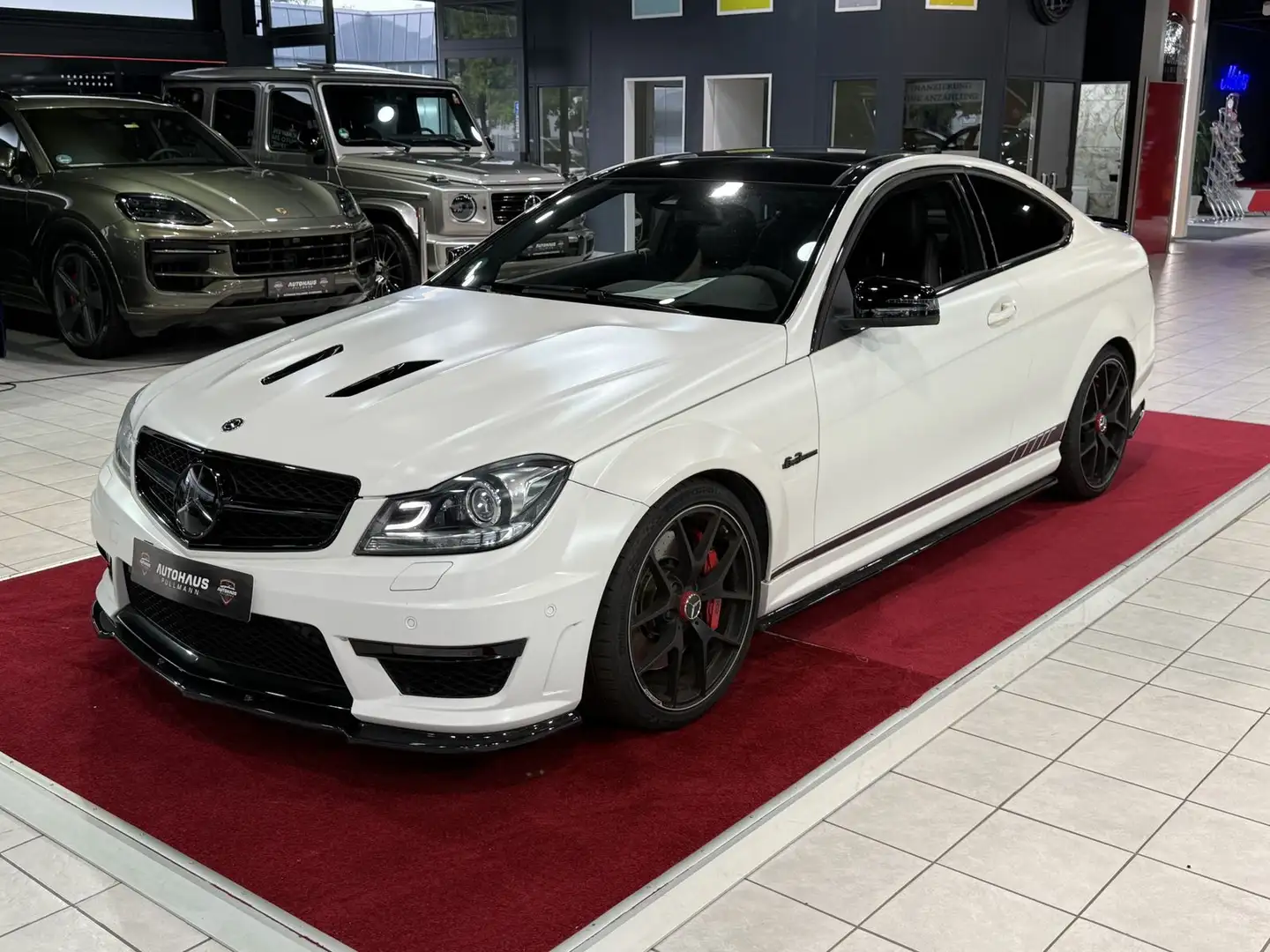 Mercedes-Benz C 63 AMG C -Klasse Coupe C 63 AMG Edition 507 Weiß - 1