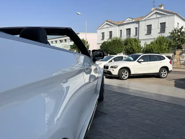 Mercedes-Benz C-Class view 14
