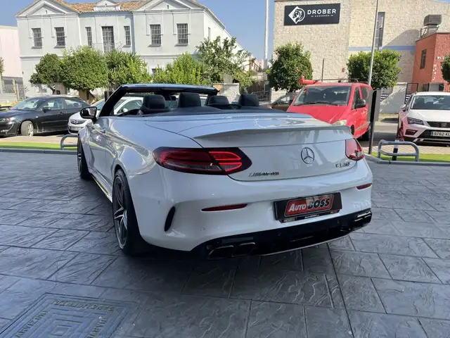 Mercedes-Benz C-Class view 8