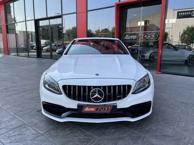Mercedes-Benz C-Class view 3