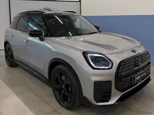 MINI Cooper SE Countryman JCW all4