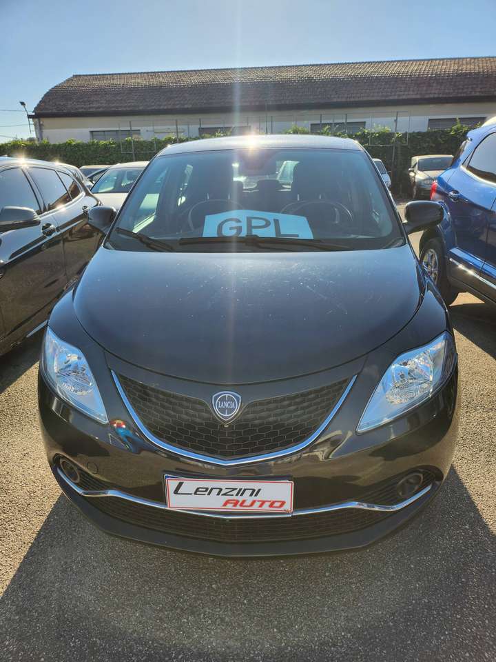 Lancia Ypsilon Ypsilon III 2015 1.2 Gold ecochic Gpl