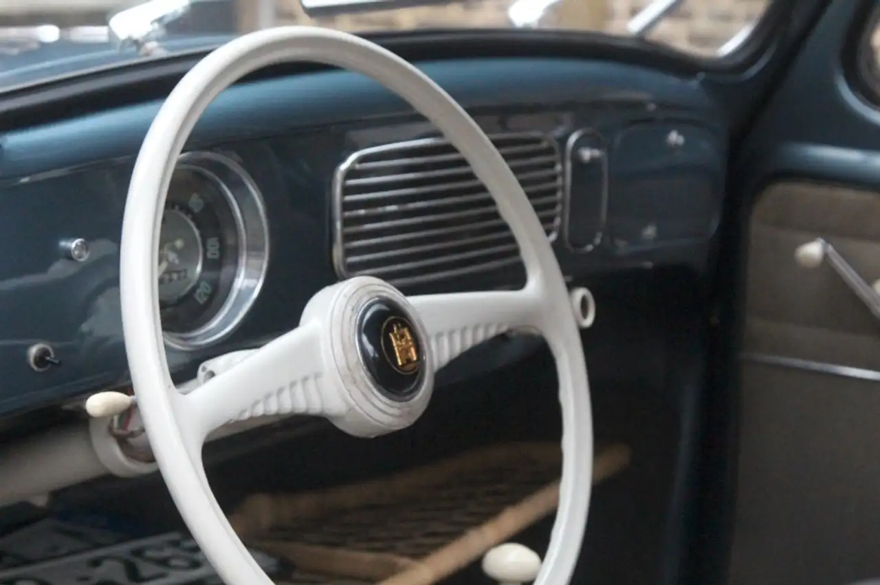 Volkswagen Kever Ovaal 1954 origineel metaalkleur, foto 3