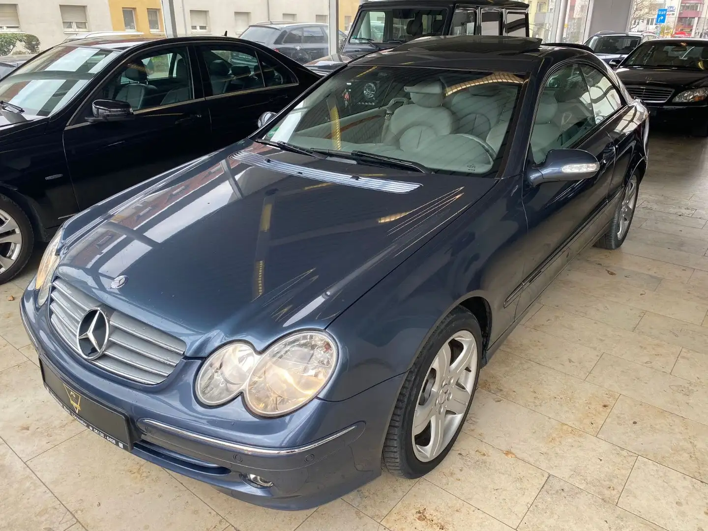 Mercedes-Benz CLK 240 ELEGANCE/MB-S-Heft/Led./S.Dach/PDC/ Blau - 1