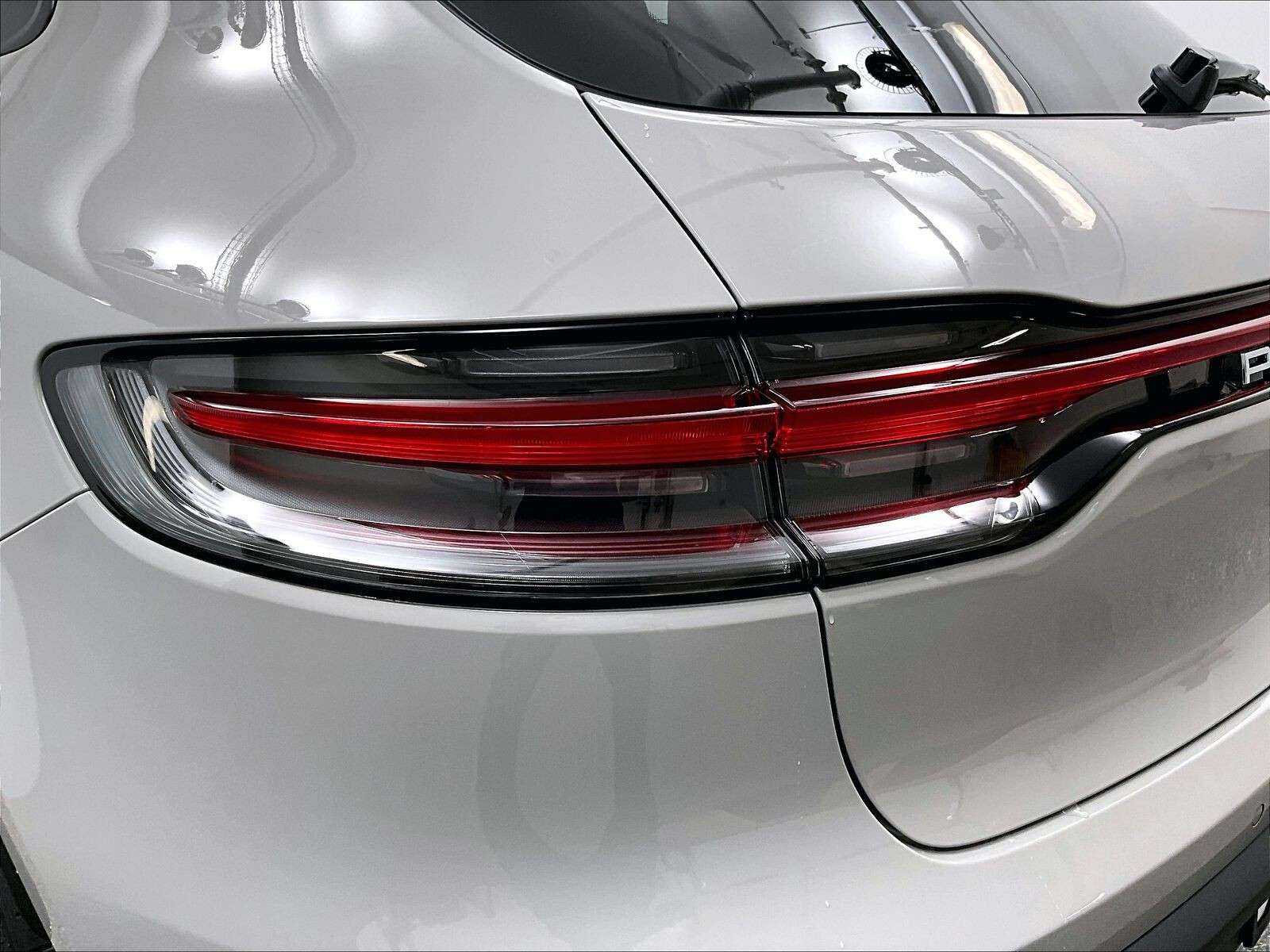 2026 Porsche Macan AWD thumb 35