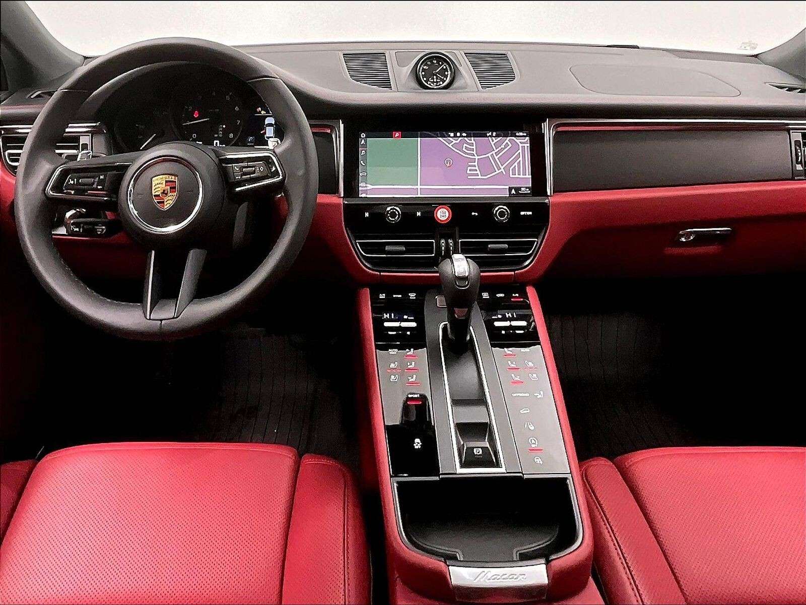 2026 Porsche Macan AWD thumb 11