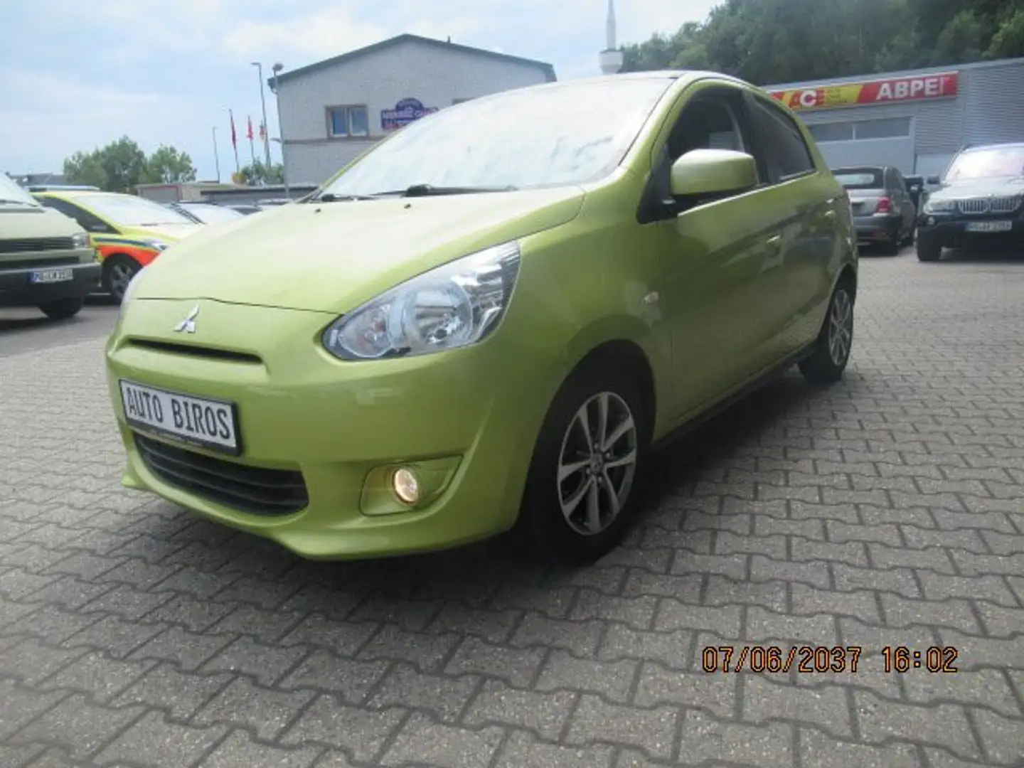 Mitsubishi Space Star Diamant Edition+ Beige - 1