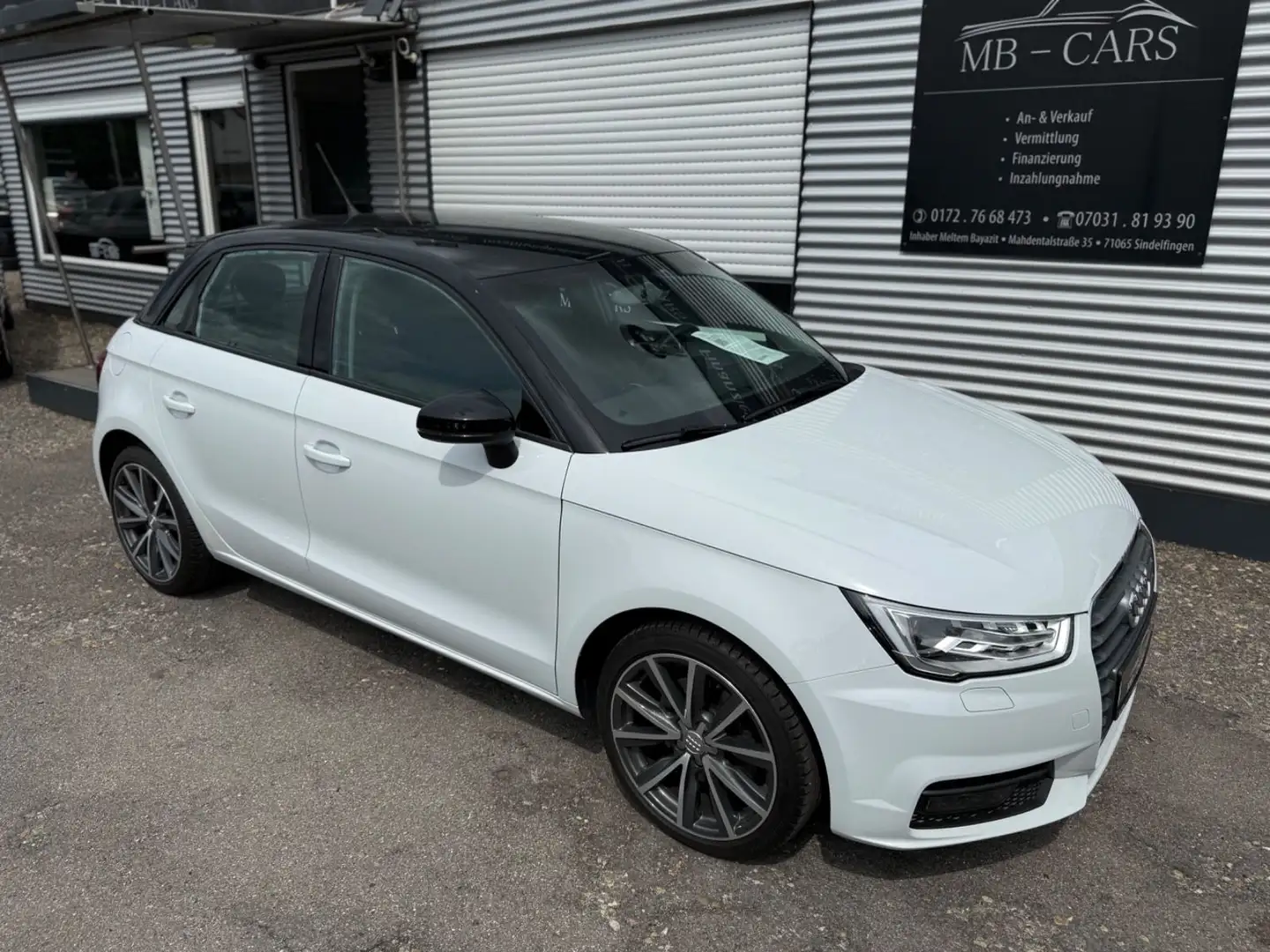 Audi A1 Sportback Design*AUTO*XEN*17ZOLL*NAVI*PDC*DAB Wit - 1