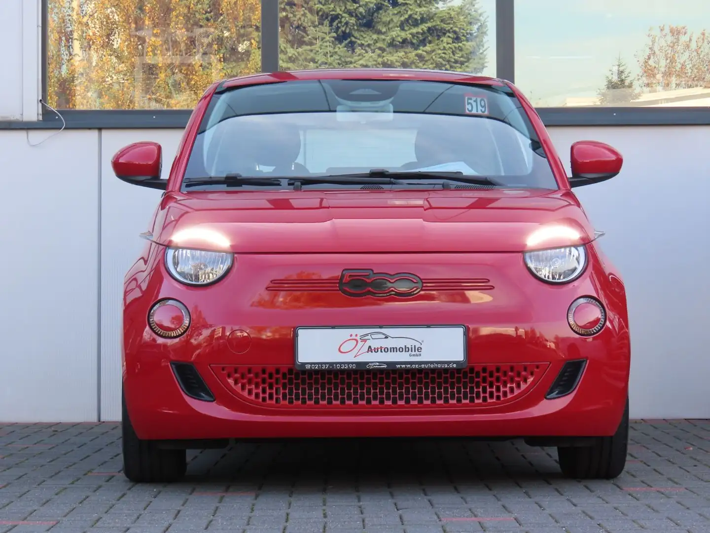 Fiat 500e (RED) 42 kWh Klimaauto. Navigation CarPlay Rouge - 2