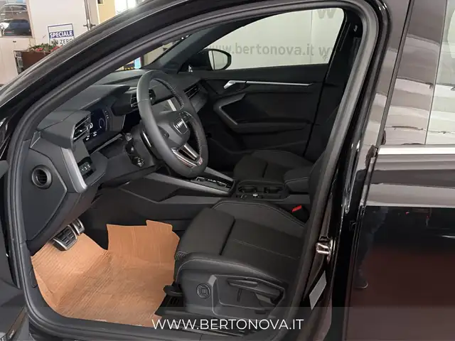 Audi A3 view 8