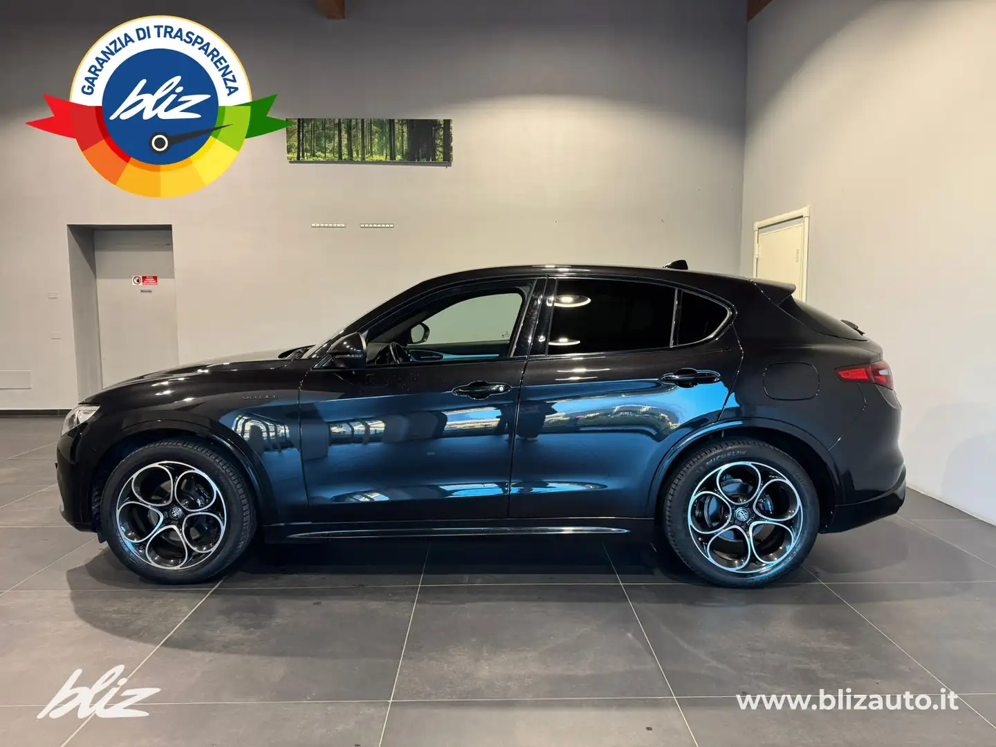 Alfa Romeo Stelvio 2.2 t veloce q4 210cv auto Nero - 2