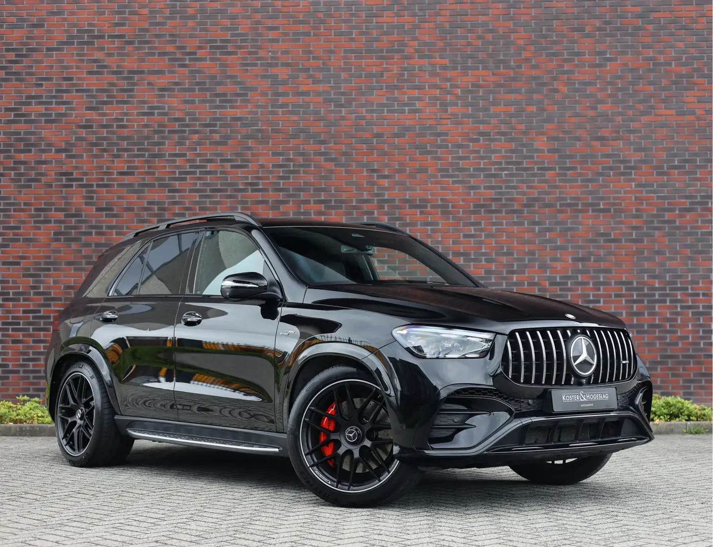 Mercedes-Benz GLE 53 AMG 4MATIC+ Hybrid | Pano - Trekhaak - Burmester Noir - 1