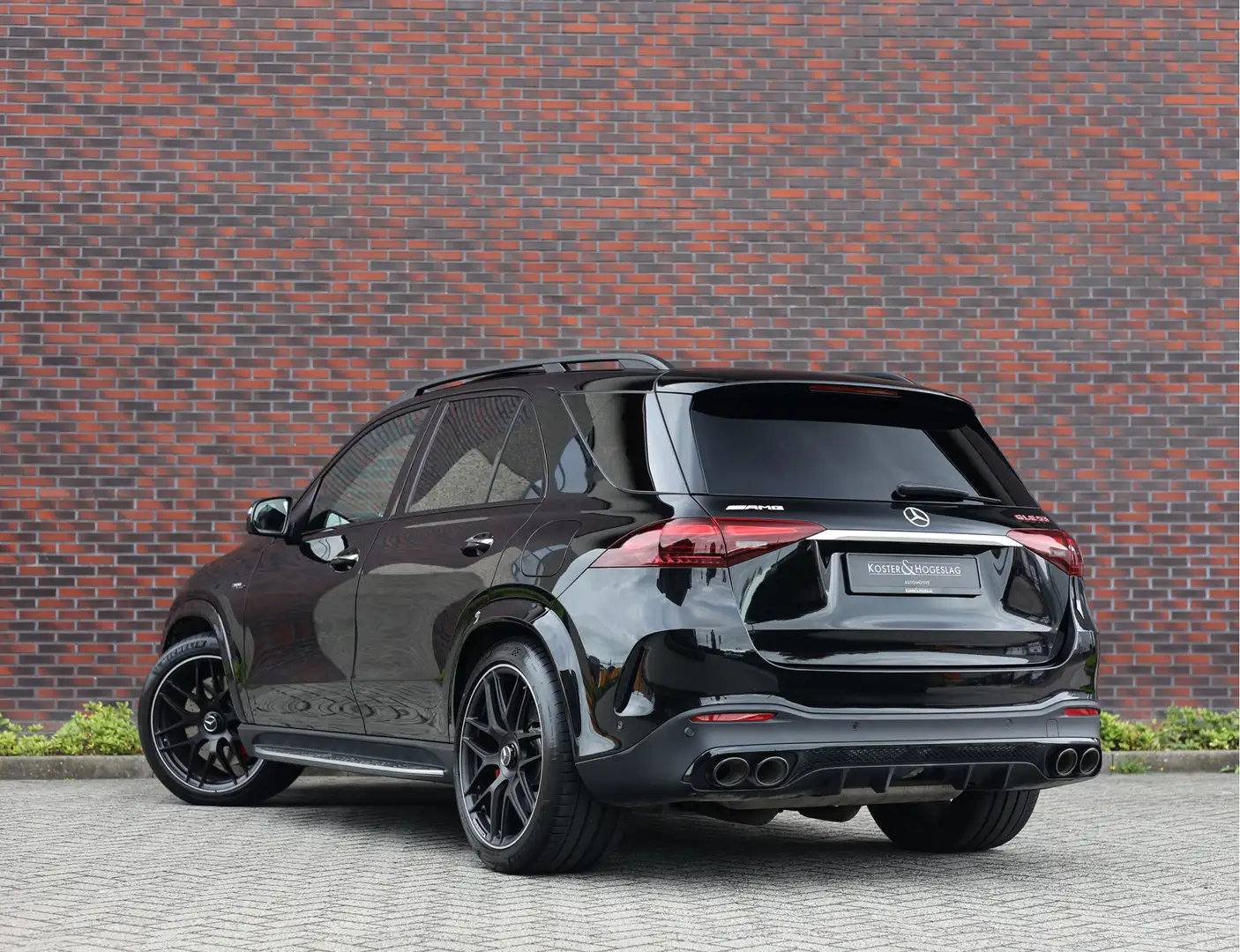 Mercedes-Benz GLE 53 AMG 4MATIC+ Hybrid | Pano - Trekhaak - Burmester Noir - 2