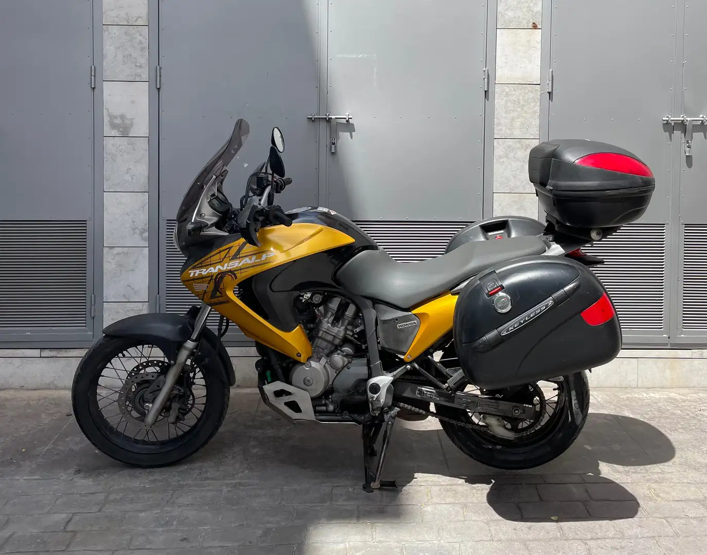Honda Transalp XL700V ABS Bronce - 1