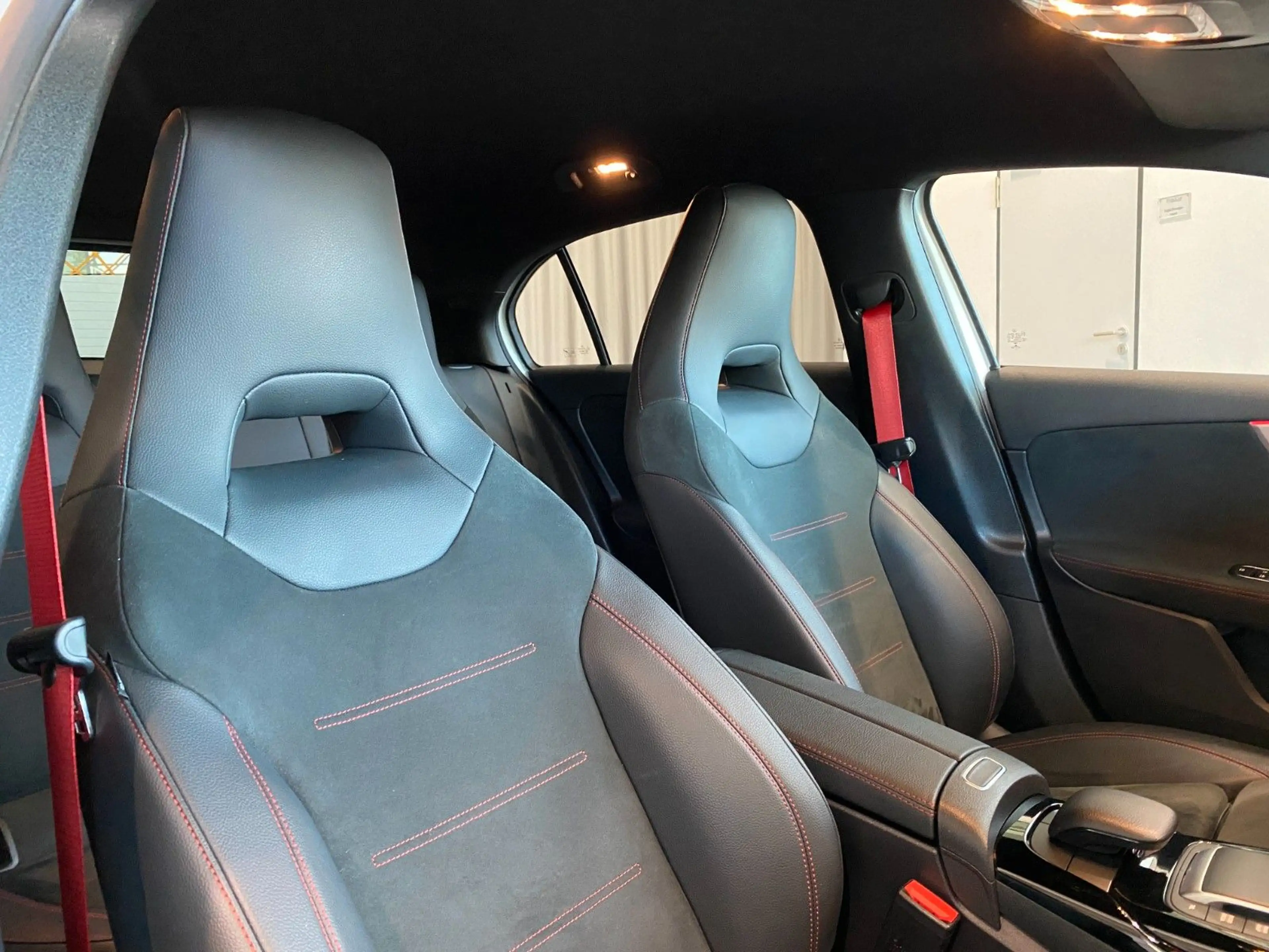 Mercedes-Benz A 45 AMG S 4Matic Night-Paket WideS TrackP Kam. — photo 20