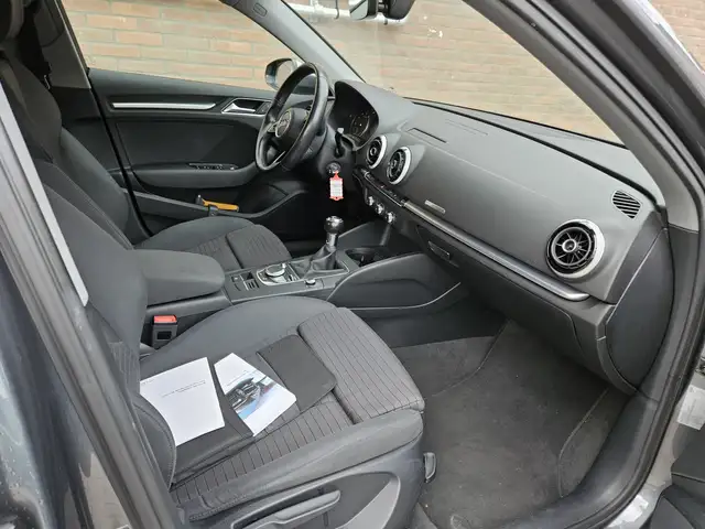 Audi A3 view 27