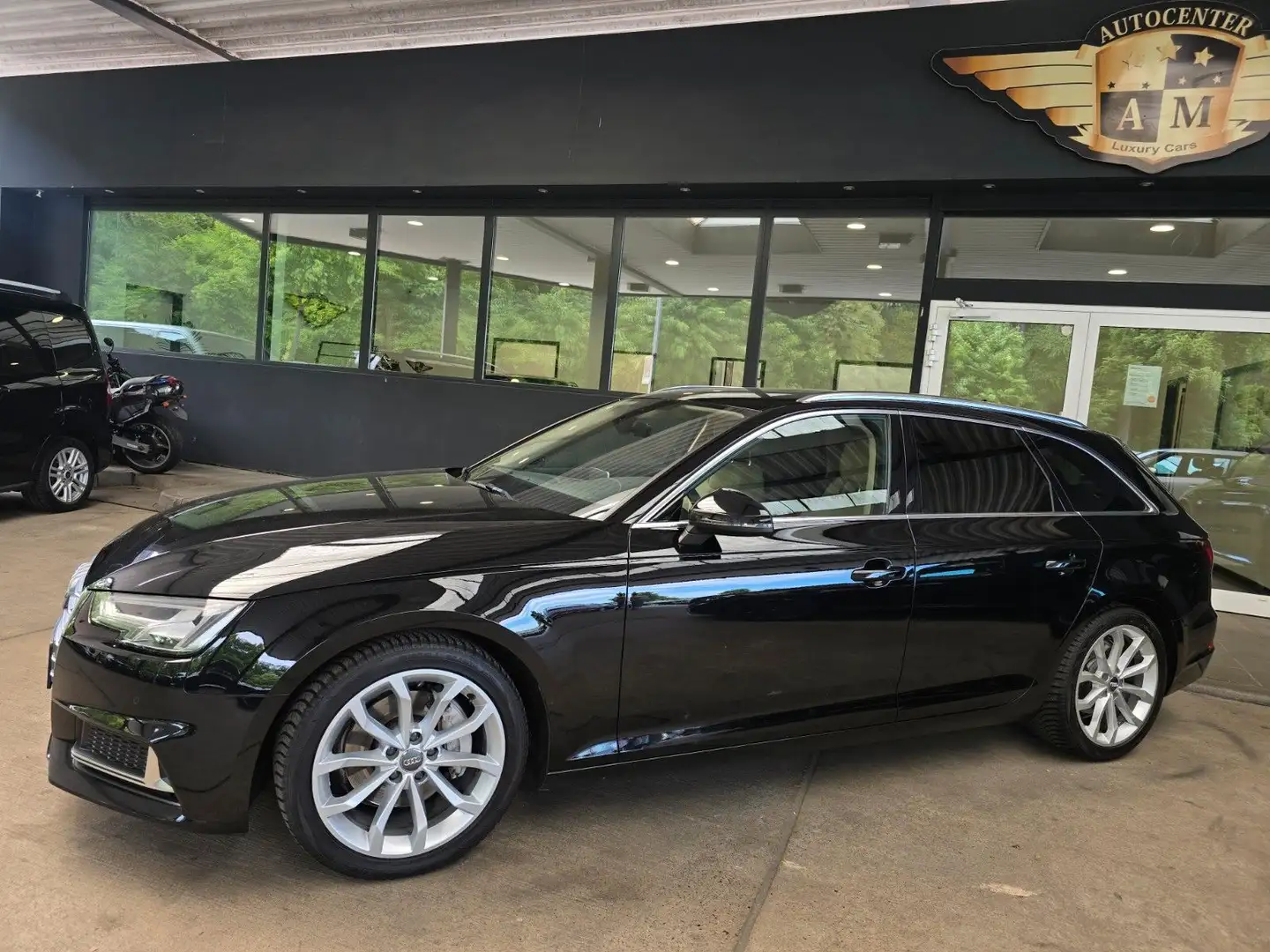 Audi A4 Avant 40 TDI SPORT LEDER/AHK/APS+/DAB/MEMORY Schwarz - 2