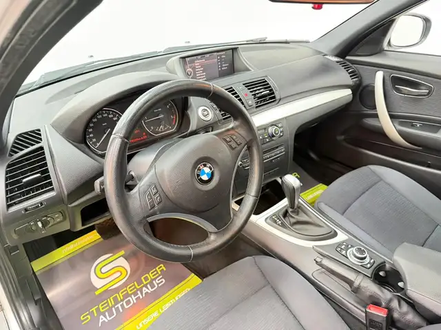 BMW 1 Series view 13