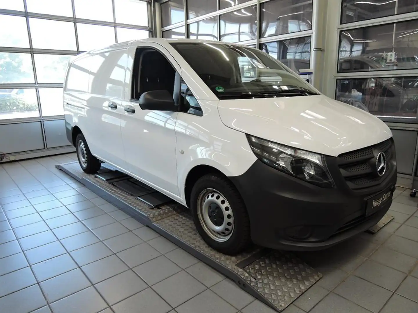 Mercedes-Benz Vito 110 CDI  AHK/Audio 10 Blanco - 2