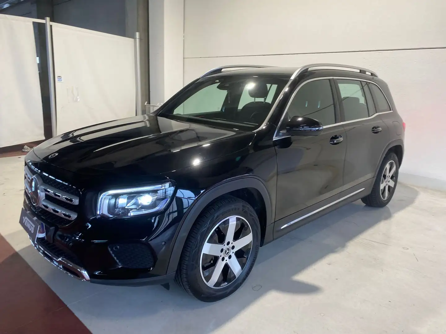 Mercedes-Benz GLB 200 GLB 200 d Sport Plus 4matic auto Siyah - 2