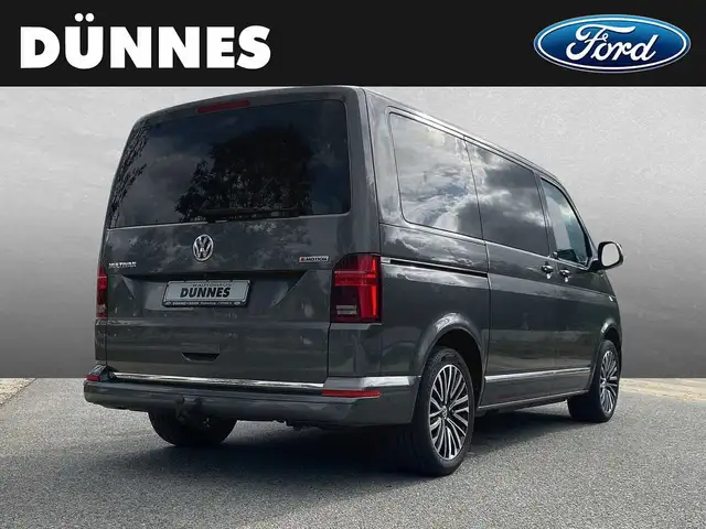 Volkswagen Transporter view 2