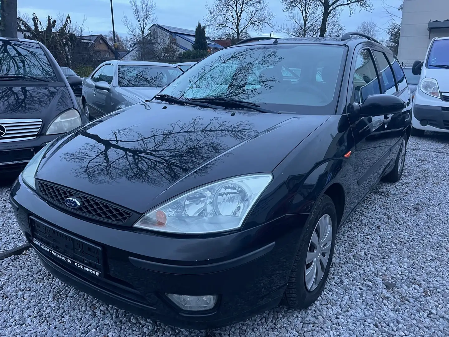 Ford Focus Focus 1.6 Turnier Futura, Klima, TÜV neu... Schwarz - 1