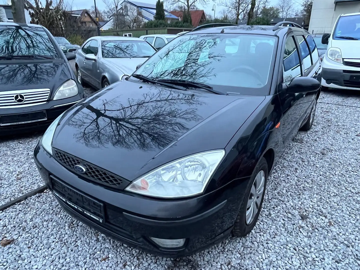 Ford Focus Focus 1.6 Turnier Futura, Klima, TÜV neu... Schwarz - 2