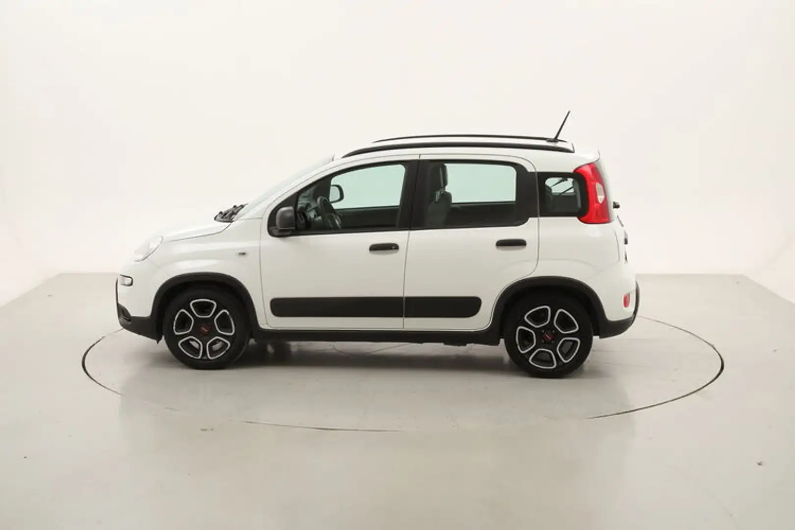 Fiat Panda Hybrid City Life 1.0 Mild Hybrid 70CV Bianco - 2