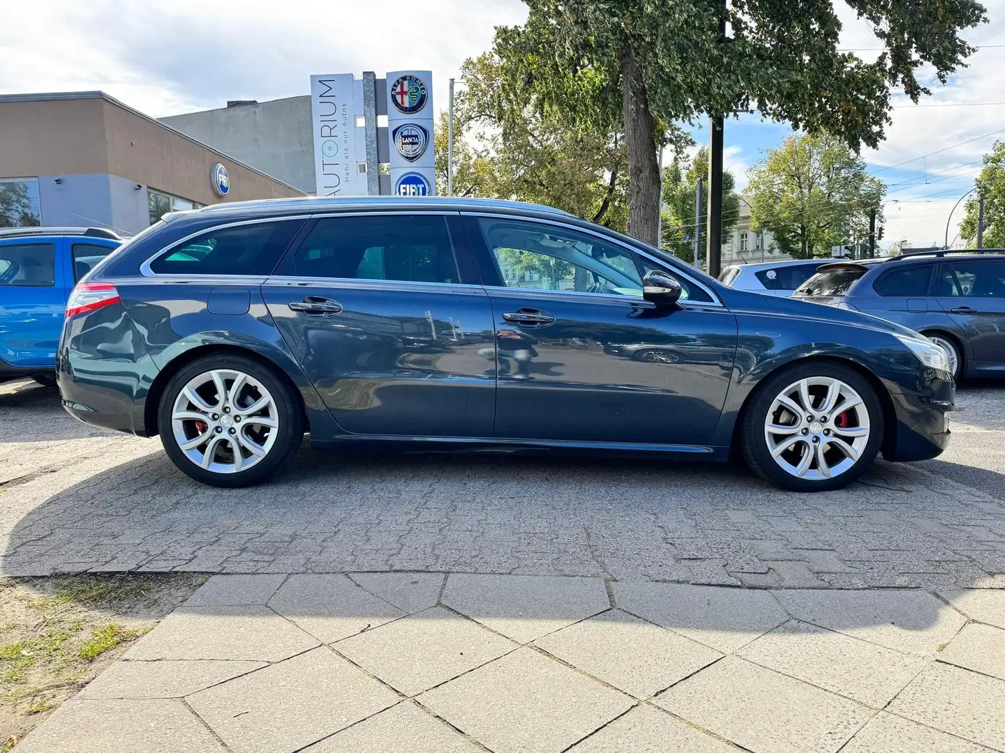 Peugeot 508 SW Allure + Klima + 8fach bereift Blau - 2
