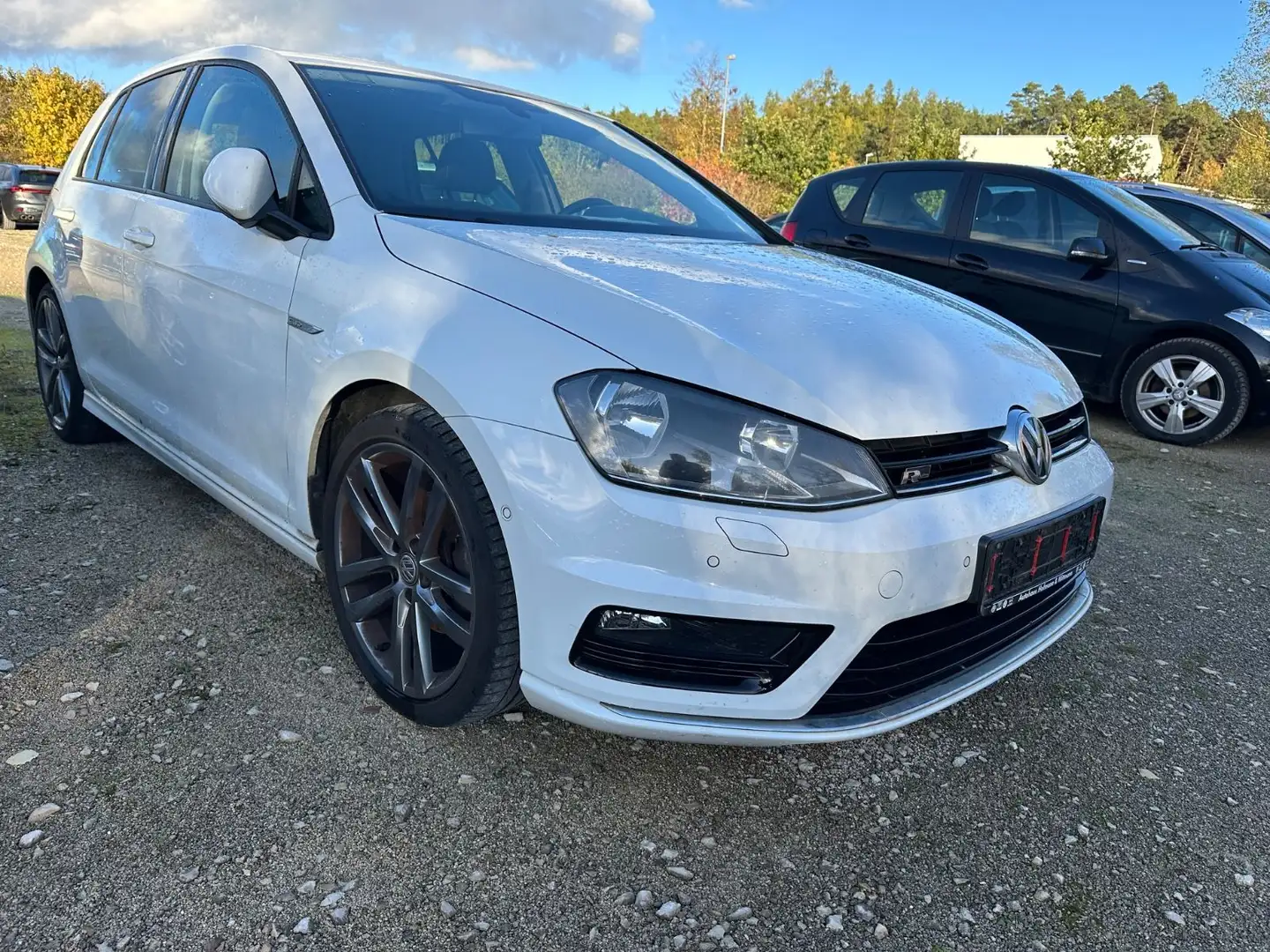 Volkswagen Golf VII Lim. 1.4 TFSI Cup R-Line Weiß - 1
