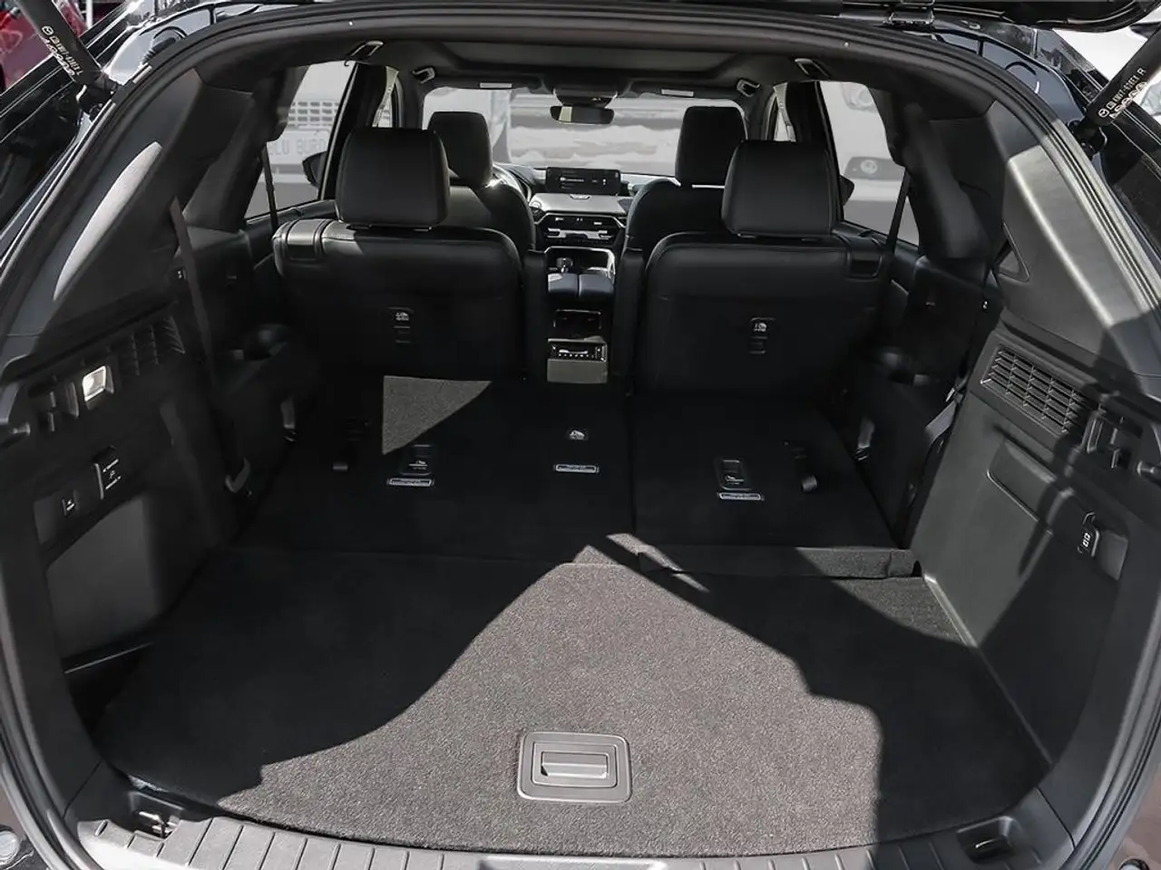 Mazda CX-90 PHEV снимка Mazda CX-90 PHEV