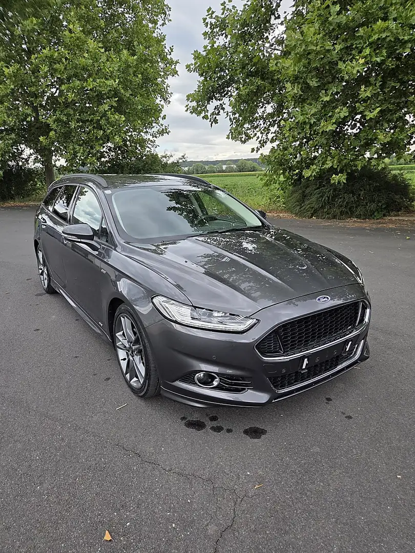 Ford Mondeo Traveller ST-LINE 2,0 TDCi AWD PowerShift Aut. Grau - 2