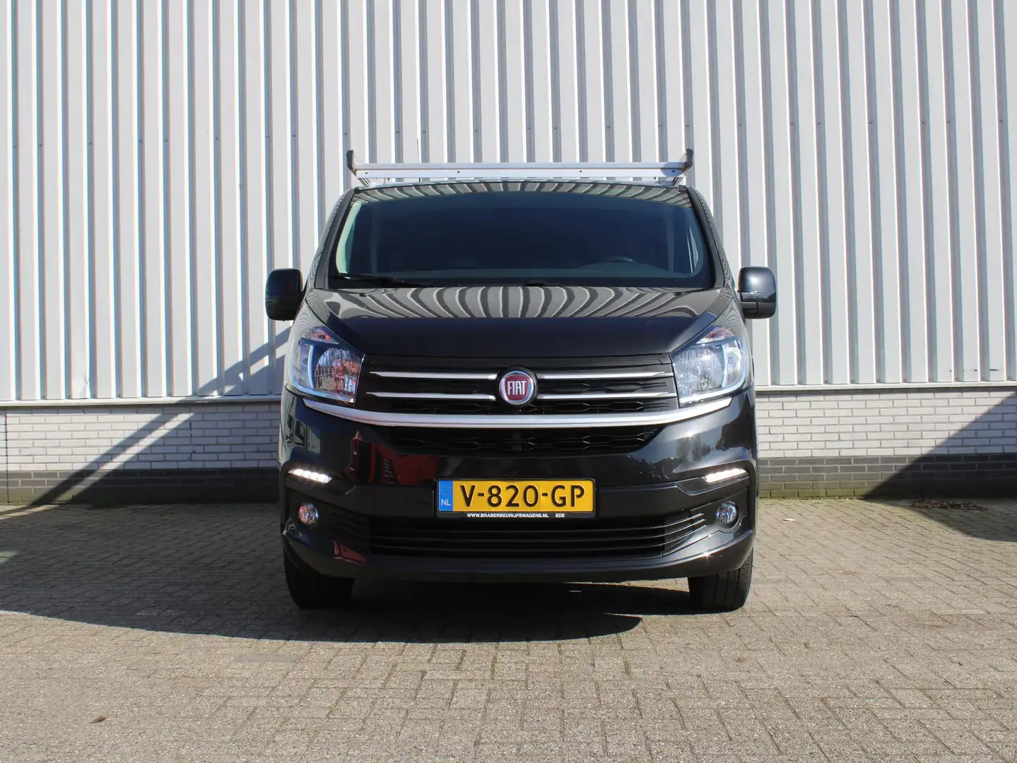 Fiat Talento 1.6 MJ L2H1 SX | Airco | Cruise | Trekhaak | Navi Zwart - 2