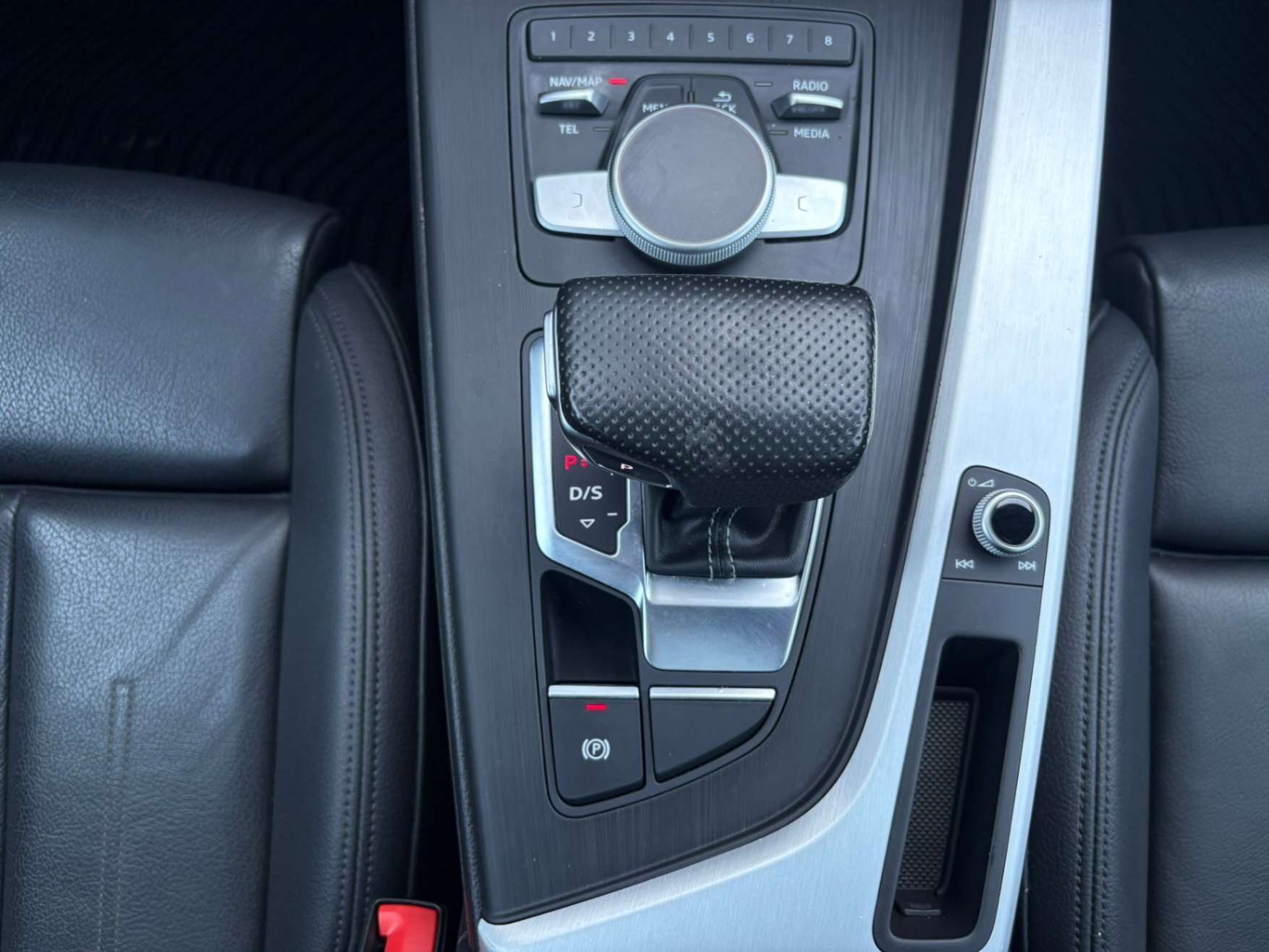 2018 Audi A5 2.0 TFSI quattro Progressiv S tronic thumb 30