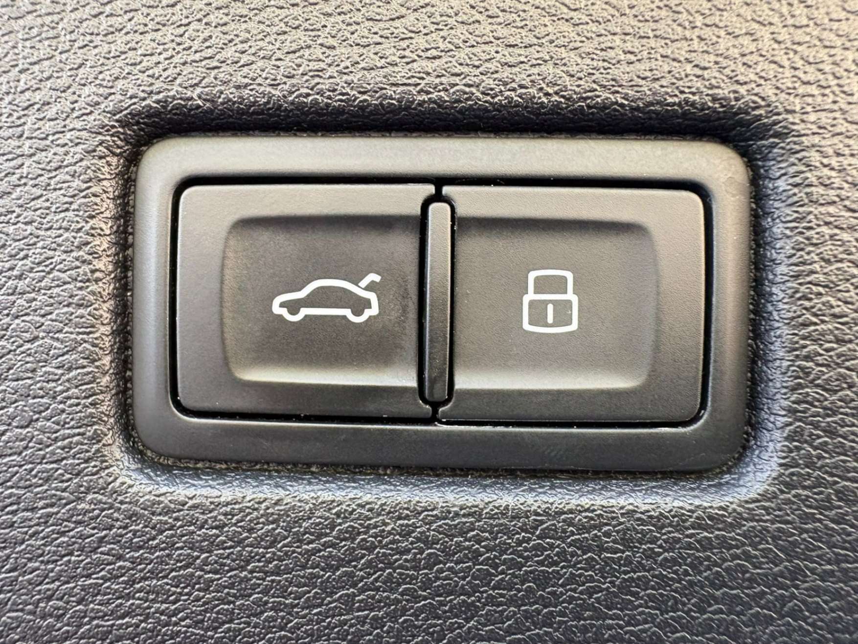 2018 Audi A5 2.0 TFSI quattro Progressiv S tronic thumb 21