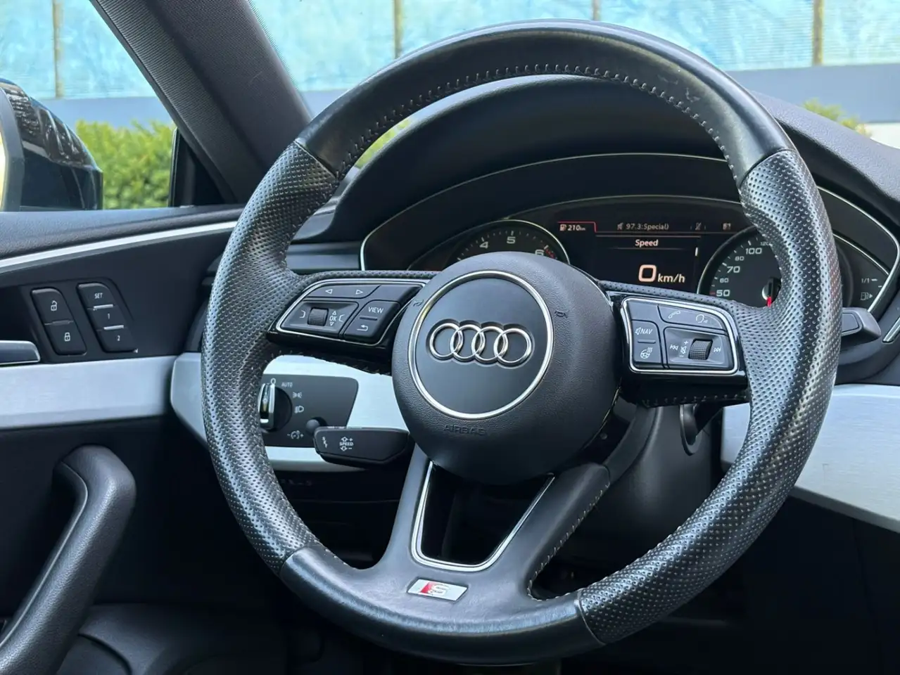 Audi A5 снимка Audi A5