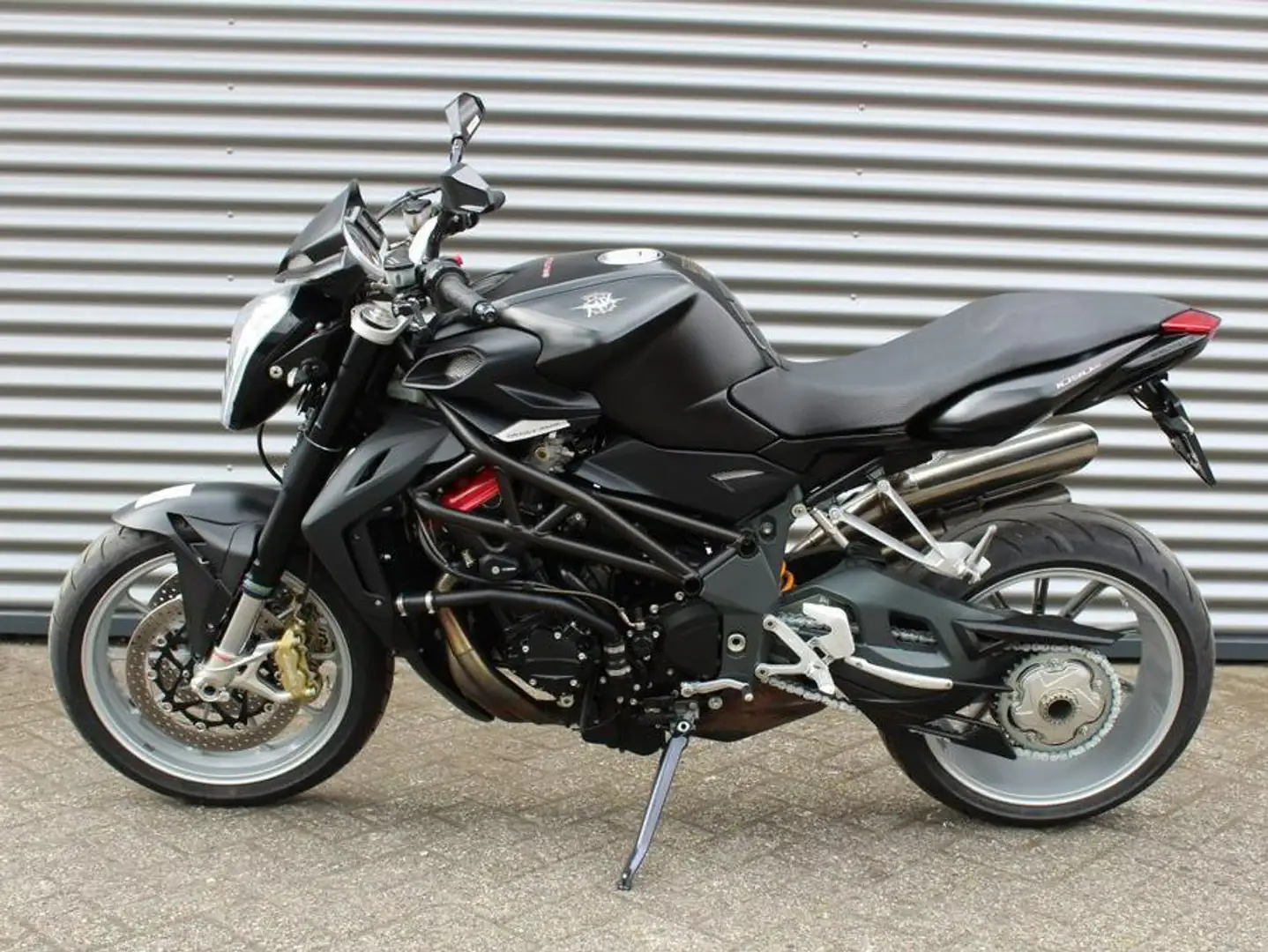 MV Agusta Brutale 1090 Negru - 2