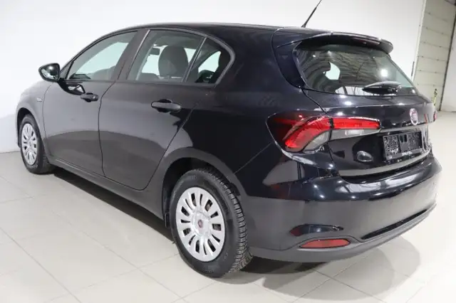 Fiat Tipo view 9